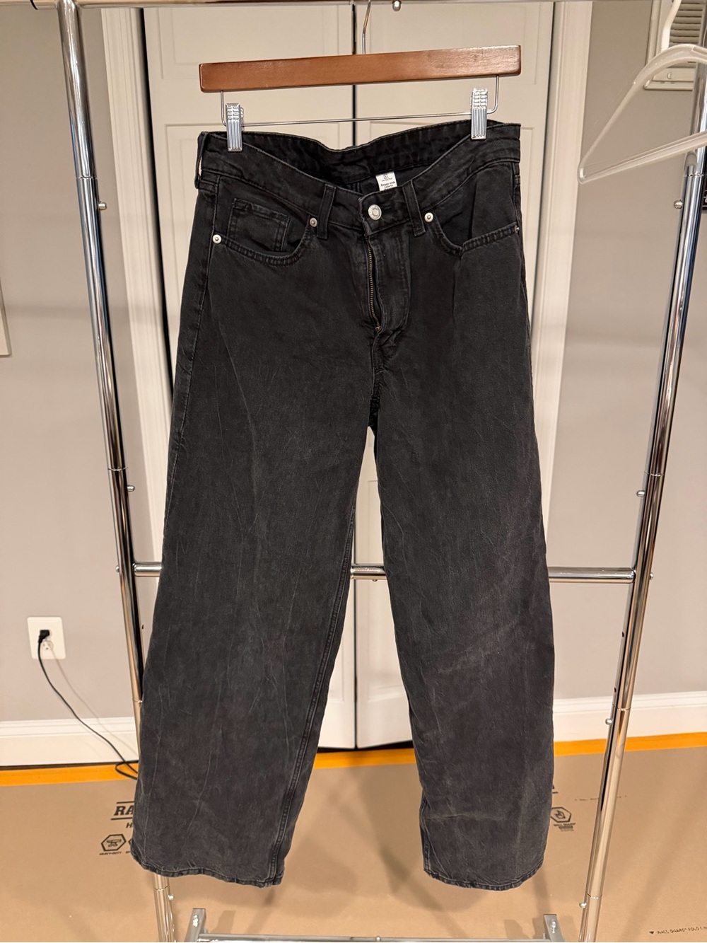 H&M Women's Black Wide-Leg Jeans
